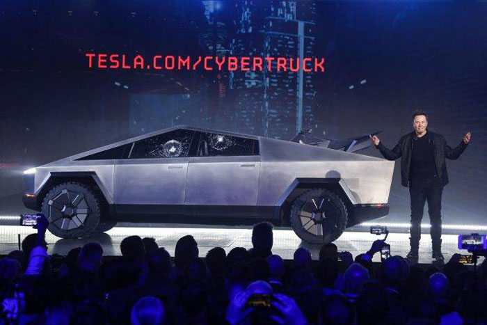 Tesla Cybertruck ponovno opozvan