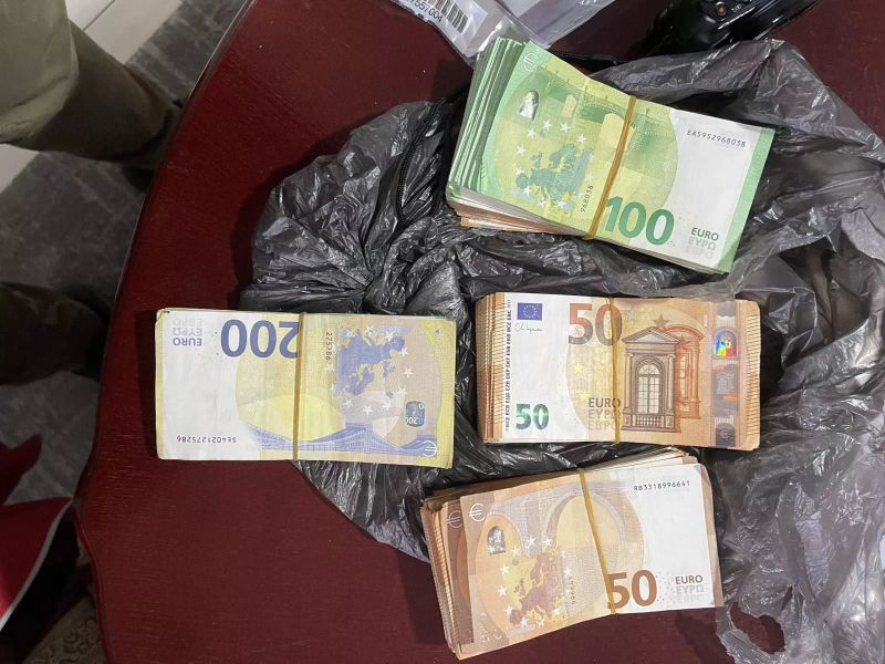 U akciji Piramida uhapšeno 14 osoba, privremeno oduzeto 30.000 eura, droga, oružje, municija, dokumentacija