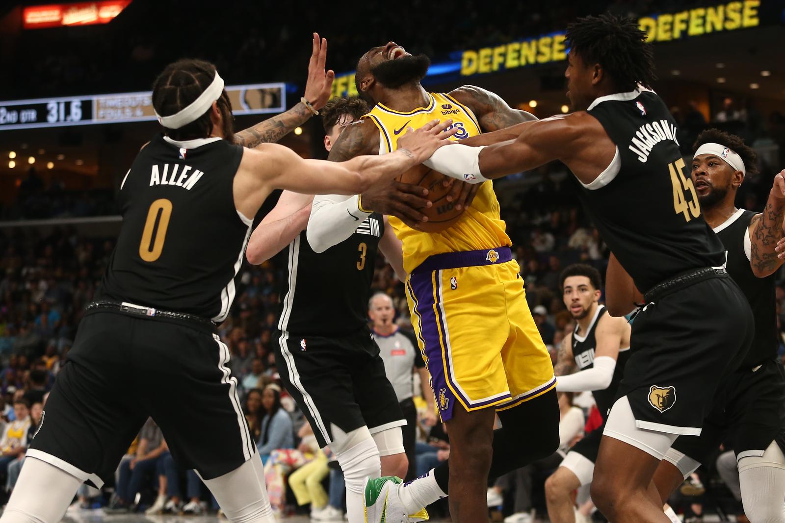 Lakersi i Grizzliesi zbog nevjerovatne greške igrali utakmicu 66 sekundi duže