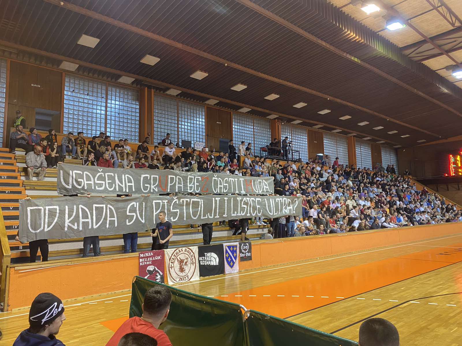 Navijači KK Bosna prozvali Ultrase: Ugašena grupa bez časti i …