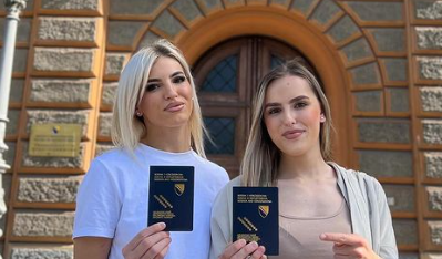 Sestre Sipović dobile diplomatski pasoš
